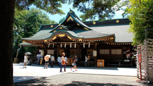 Праздник каштанов в токийском храме Okunitama Jinja